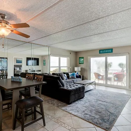 Oceanfront Sunrise 2 Bed 2 Bath Condo With Pool